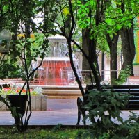 Фонтан в московском дворе :: Сергей Б.