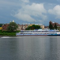 На реке. :: Михаил Колосов 