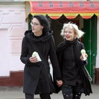 мороженое :: Михаил Бибичков