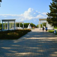 Чебоксары. Центральная аллея этно-парка "Амазония". :: Пётр Чернега