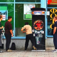 И этот бьёт! :: Юрий Гайворонскiий И этот бьёт! :: Юрий Гайворонскiий