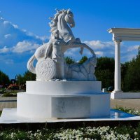 Чебоксары. Скульптурная композиция "Барспит". :: Пётр Чернега Чебоксары. Скульптурная композиция "Барспит". :: Пётр Чернега