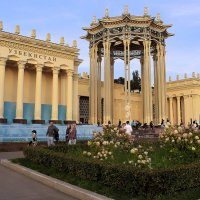 Павильон "Узбекистан" на ВДНХ. :: Татьяна Помогалова