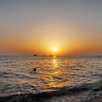 Закат на море :: lyudmila Курлова