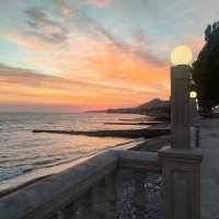 Закат в Новом Афоне :: Ирэн 