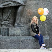 девушка и шарики :: Олег Лукьянов