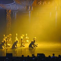 на театральной сцене - история... :: Andrey Bragin 