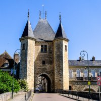 Ворот г. Вилльнев-сюр-Йонн  XIV век :: Георгий А