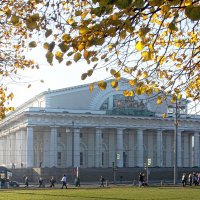 Здание  Биржи  на  Стрелке   Васильевского  острова  в  СПб :: Фотогруппа Весна