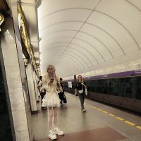 Белоснежка в метро. :: Ольга 