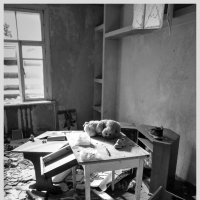 Брошенные вещи. :: Дмитрий Янтарев