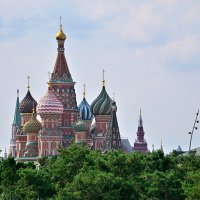 "А я иду, шагаю по Москве..." :: Владимир Мигонькин