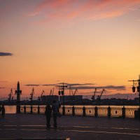 Закатный променад :: Сергей Сабешкин