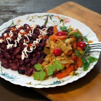 Тушёные дождевики с овощами и красной фасолью :: Андрей Заломленков