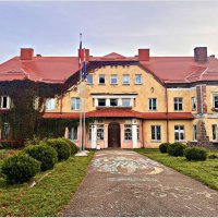 Замок Лаукен. (Школа пос. Саранское.) :: Валерия Комова Замок Лаукен. (Школа пос. Саранское.) :: Валерия Комова