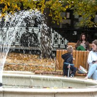 Осенний фонтан :: Валентин Семчишин Осенний фонтан :: Валентин Семчишин