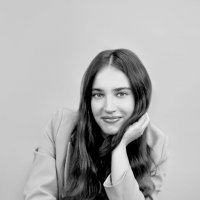 милая девушка :: Александра Николаева