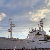 Фонтанчик на набережной :: Ольга Фонтанчик на набережной :: Ольга