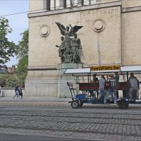 Прокатиться и пивка попить... :: Валерий Готлиб Прокатиться и пивка попить... :: Валерий Готлиб