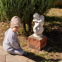 Деда, а почему он грустный? :: Игорь Сикорский