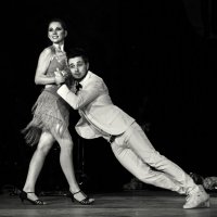 "Я вас прошу, нет я вас просто умоляю сплясать со мной прощальное тангО!" :: СЮ 