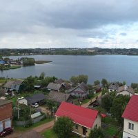 Вид на город Себеж и Себежское озеро с колокольни собора Рождества Христова :: Лидия Бусурина Вид на город Себеж и Себежское озеро с колокольни собора Рождества Христова :: Лидия Бусурина