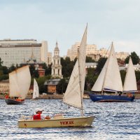 Парусная регата в Костроме :: Валерий Гришин