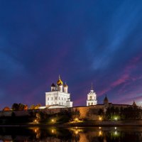 Псковский Кром (Псковский кремль) :: Виктор Желенговский