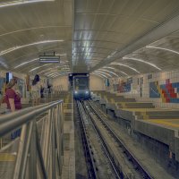 Хайфа «Кикар-Париз» (Парижская площадь») 2025год ,находится в Нижнем городе . подземный фуникулёр. :: ujgcvbif Хайфа «Кикар-Париз» (Парижская площадь») 2025год ,находится в Нижнем городе . подземный фуникулёр. :: ujgcvbif