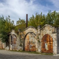 Старицкие белокаменные кузницы. :: Михаил "Skipper" Старицкие белокаменные кузницы. :: Михаил "Skipper"