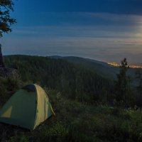 Лунная ночь на перевале (02:22). Ильменский хребет, г. Миасс, Машгородок. :: Алексей Трухин Лунная ночь на перевале (02:22). Ильменский хребет, г. Миасс, Машгородок. :: Алексей Трухин