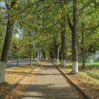 Осень в уездном городе :: Александр Филатов
