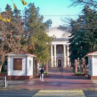 Вход на територию мединститута :: Валентин Семчишин Вход на територию мединститута :: Валентин Семчишин