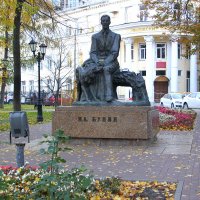 ПАМЯТНИК И.А.БУНИНУ :: Елена Даньшина