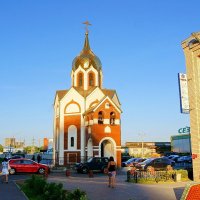 Часовня в современном районе... :: Игорь Тельцов