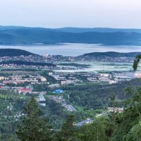 Перед рассветом (04:03). Ильменский хребет, г. Миасс, Машгородок, поселок и озеро Тургояк. :: Алексей Трухин