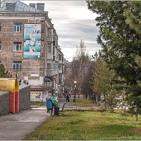 Осень в городке... :: Aquarius - Сергей