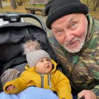 С внуком. :: Василий Капитанов