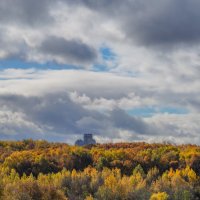 Небо октября... :: Владимир Жданов
