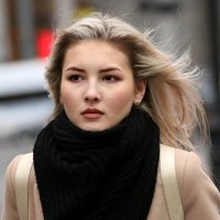 Уличный портрет :: Владимир59 