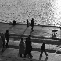 Люди на прогулке :: Мария Яковлева