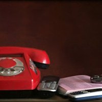 Когда телефон был на привязи, люди были свободными...:-) :: Андрей Заломленков