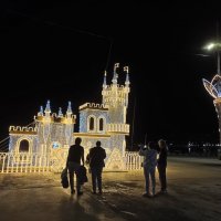 Вечерняя прогулка по Ялте. :: Галина 