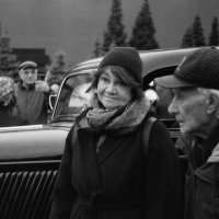 Портрет на фоне... :: Сергей Золотавин