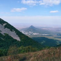 Вид с седловины г. Бештау :: Александр Алексеев