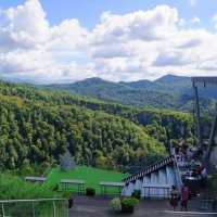 Сочинские горы с подвесного моста :: Наталия Григорьева