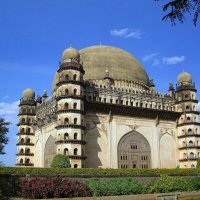 Мавзолей индийского султана Мохаммада Адил Шаха "Гол Гумбаз" :: unix (Илья Утропов) Мавзолей индийского султана Мохаммада Адил Шаха "Гол Гумбаз" :: unix (Илья Утропов)