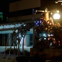 У автомобилестроительного техникума Зиндельфингена :: Сергей Порфирьев