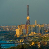 "Луна слишком низку спустилась" :: Георгий А