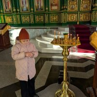 Дети в храме :: Андрей Хлопонин Дети в храме :: Андрей Хлопонин